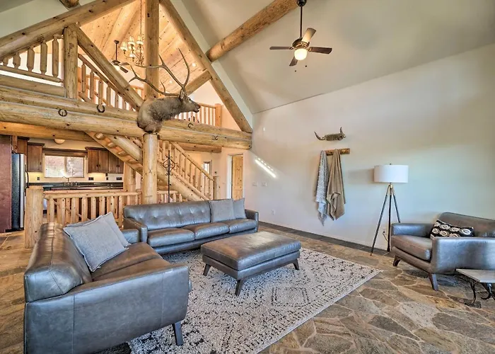 Holiday home Mtn-view Gem W/ Fire Pit & Deck In