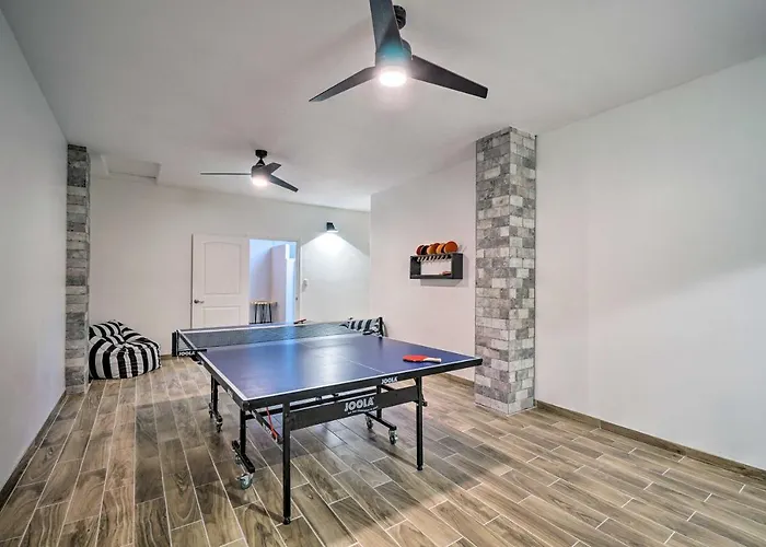 Holiday home Mtn-view Gem W/ Fire Pit & Deck In