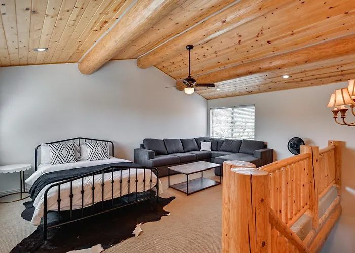 Mtn-view Gem W/ Fire Pit & Deck In Payson